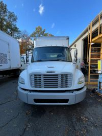 2018 Freightliner M2 106