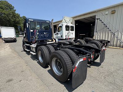 2021 Freightliner CASCADIA PX11664ST