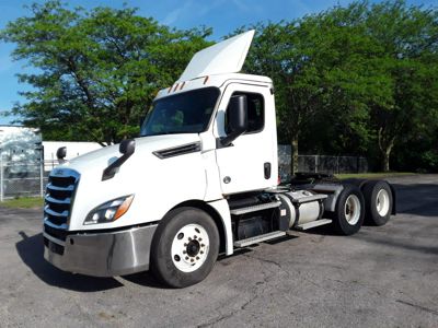 2019 Freightliner NEW CASCADIA PX12664