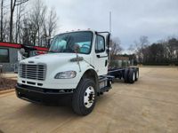 2019 Freightliner M2 106