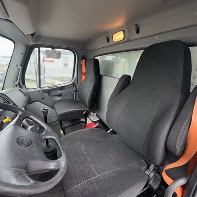 2020 Freightliner M2 106