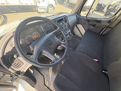 2020 Freightliner M2 106