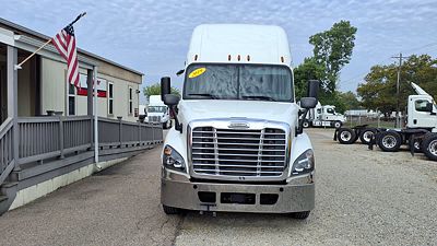 2019 Freightliner CASCADIA 125