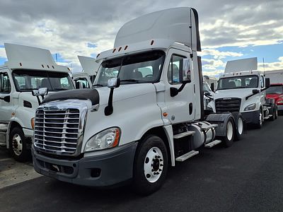 2017 Freightliner CASCADIA 125