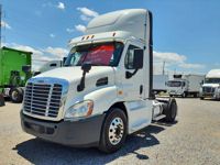 2019 Freightliner CASCADIA 113