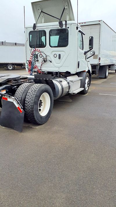 2020 Freightliner NEW CASCADIA 116