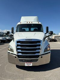 2020 Freightliner NEW CASCADIA 116