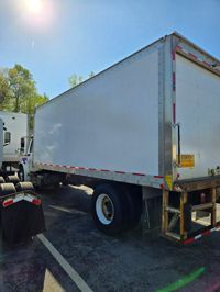 2019 Freightliner M2 106