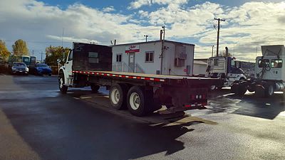 2017 Freightliner M2 106