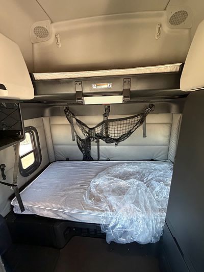 2022 Freightliner NEW CASCADIA PX12664