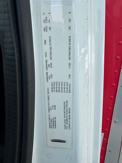 2018 Freightliner M2 106