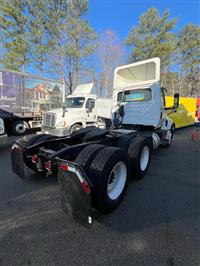 2018 International LT625