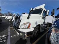 2015 Freightliner CASCADIA 125