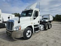 2018 Freightliner CASCADIA 125