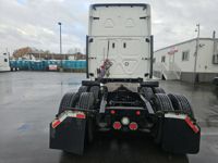 2019 Freightliner CASCADIA 125