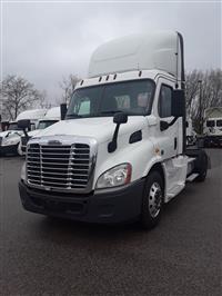 2017 Freightliner CASCADIA 113