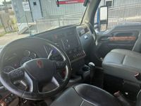 2020 Kenworth T680