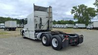 2020 Volvo VNR64T-640