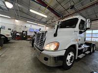 2017 Freightliner CASCADIA 125