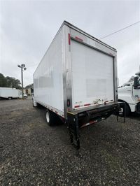 2020 Freightliner M2 106