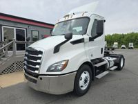 2020 Freightliner NEW CASCADIA 116
