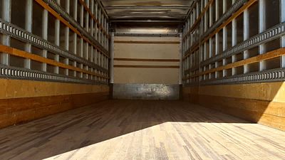 2018 Freightliner M2 106