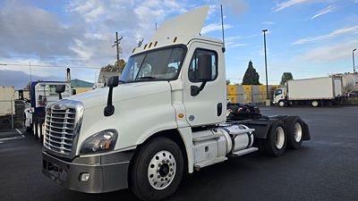 2019 Freightliner CASCADIA 125