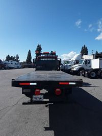 2018 Freightliner M2 106