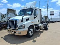 2020 Freightliner CASCADIA 113