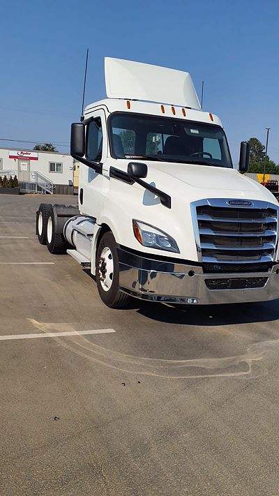 2020 Freightliner NEW CASCADIA PX12664