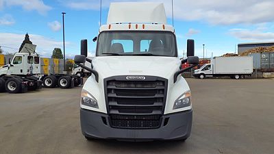 2020 Freightliner NEW CASCADIA 116
