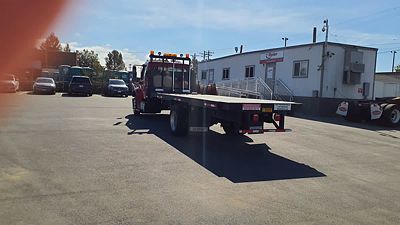 2018 Freightliner M2 106