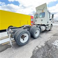 2017 Freightliner CASCADIA 125