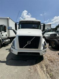 2020 Volvo VNR64T-640