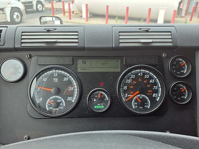 2020 Freightliner CASCADIA 125
