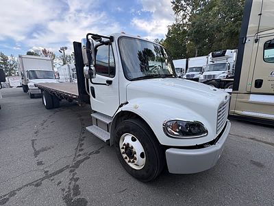 2019 Freightliner M2 106