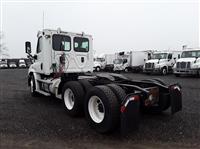 2017 Freightliner CASCADIA 113