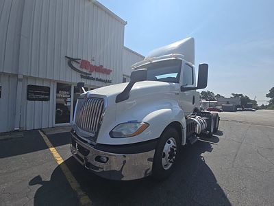 2019 International LT625