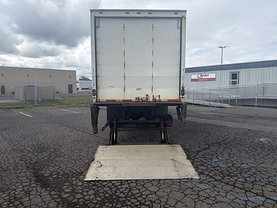 2017 Freightliner M2 106