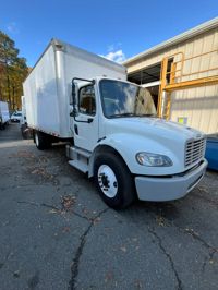 2018 Freightliner M2 106