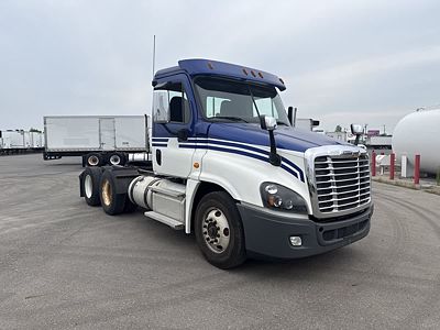 2020 Freightliner CASCADIA 125