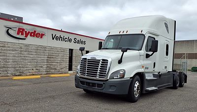 2020 Freightliner CASCADIA 125