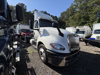2020 International LT625