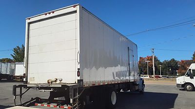 2018 Freightliner M2 106