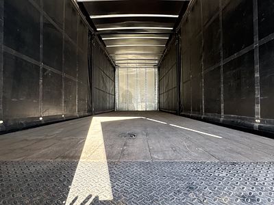 2021 Freightliner M2 106
