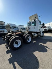 2018 Freightliner CASCADIA 125