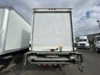 2018 Freightliner M2 106