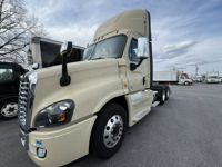 2019 Freightliner CASCADIA 125