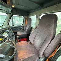 2018 Freightliner CASCADIA 113