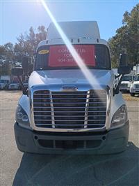 2018 Freightliner CASCADIA 113